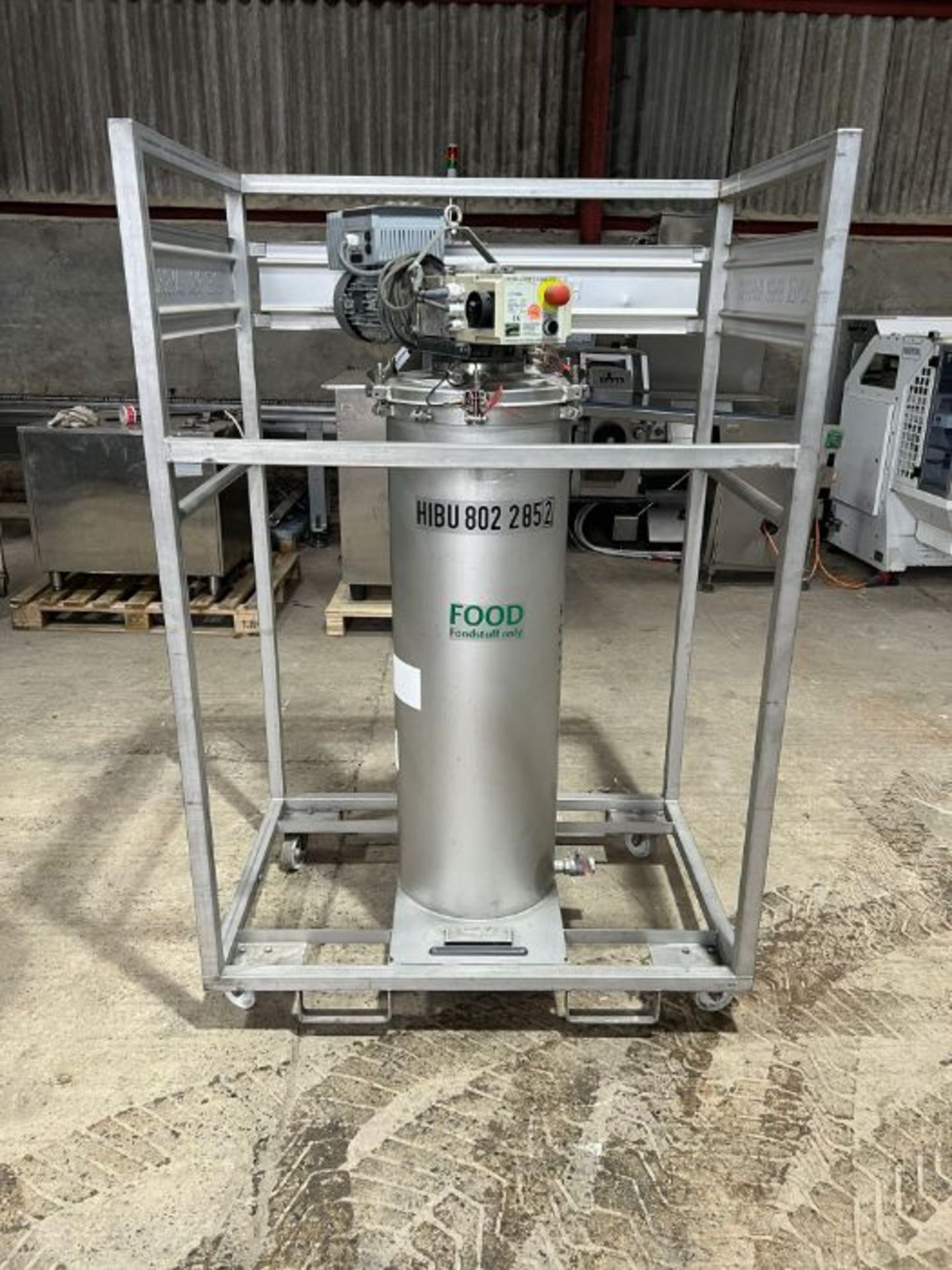 HOYER CYCLONE MIXER ON TRAM