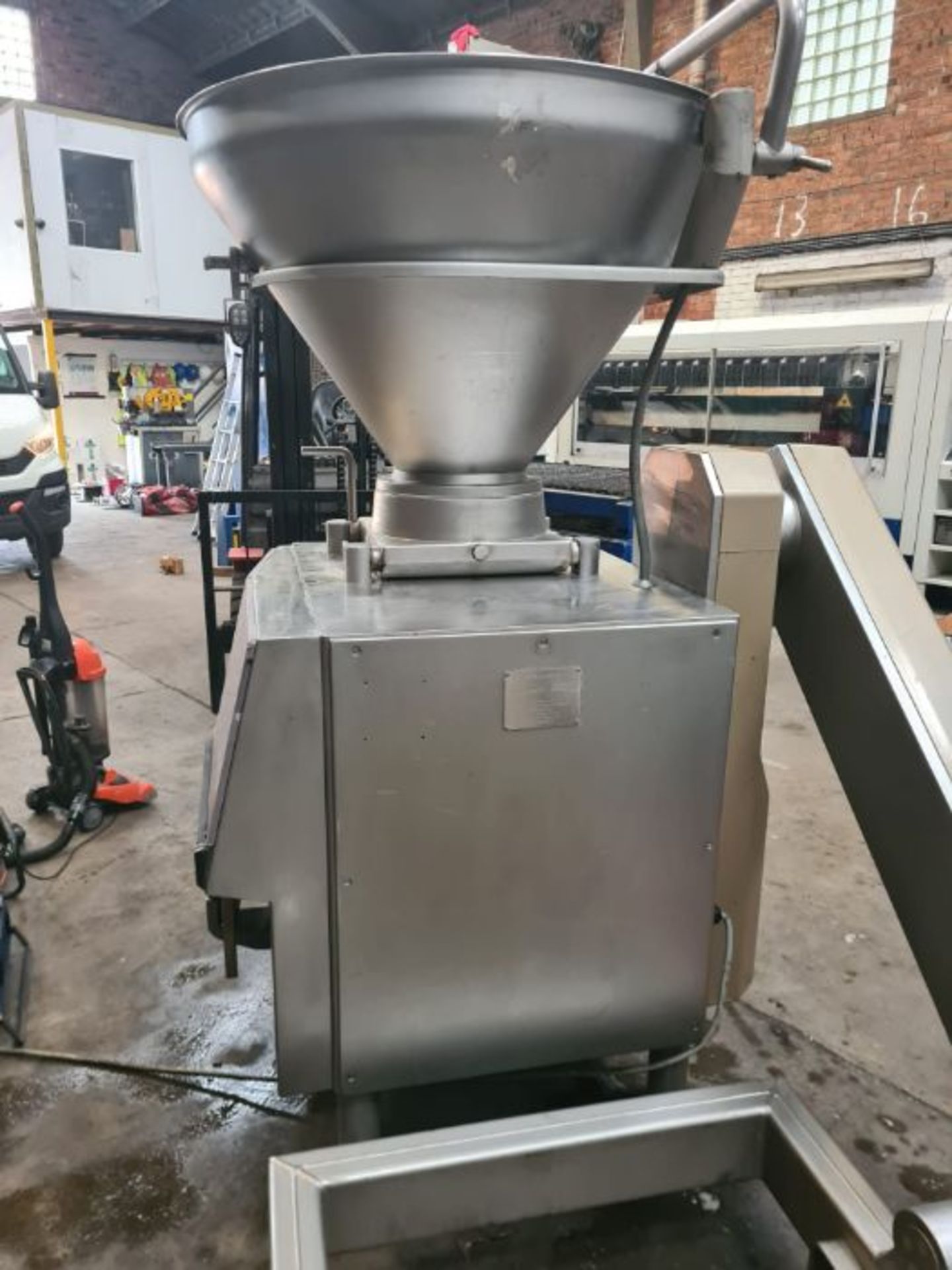 HANDTMANN VF200 VACUUM FILLER - Image 3 of 6
