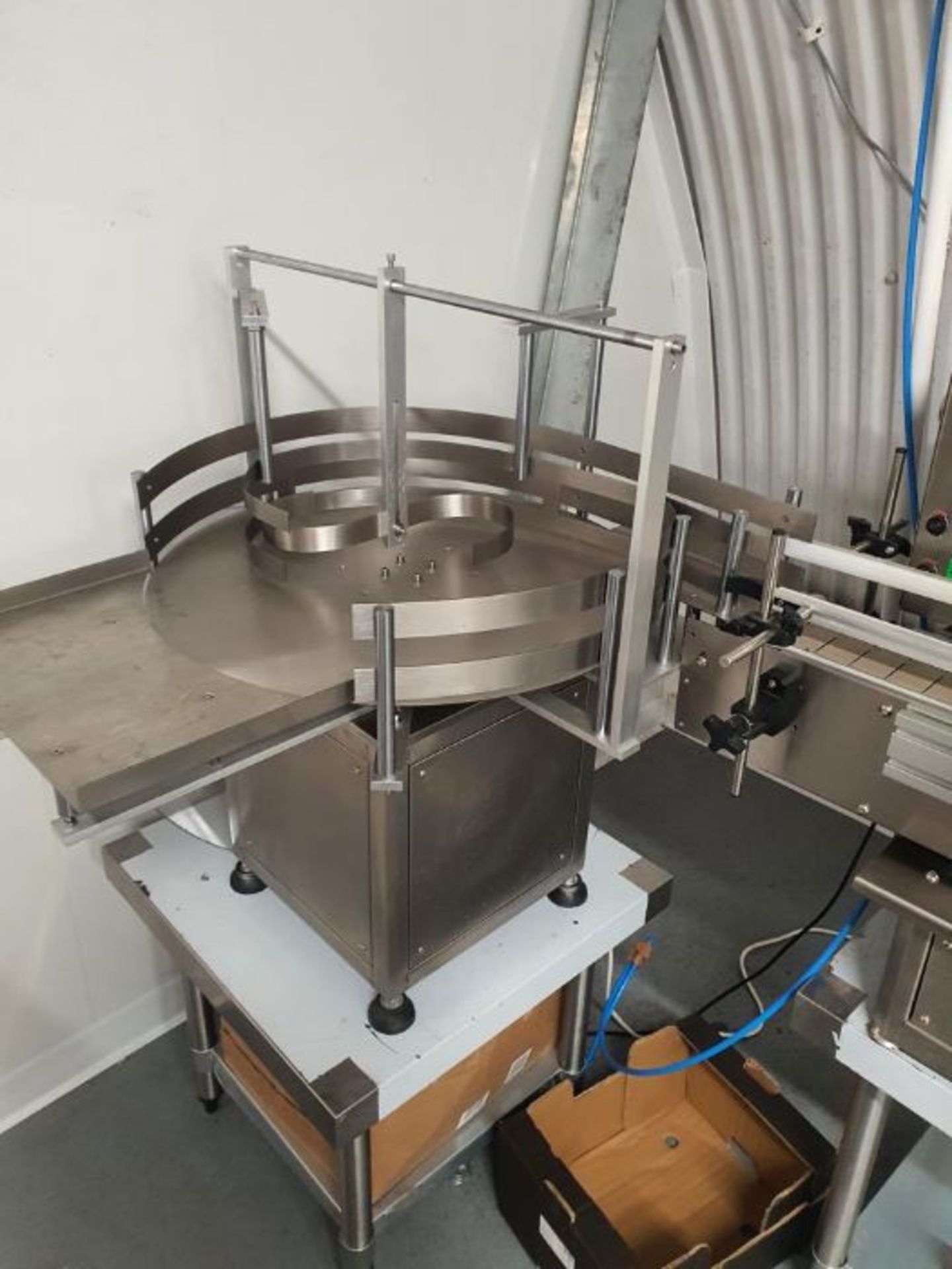 FILLING AND CAPPING LINE ***VIDEO ADDED*** - Image 2 of 7