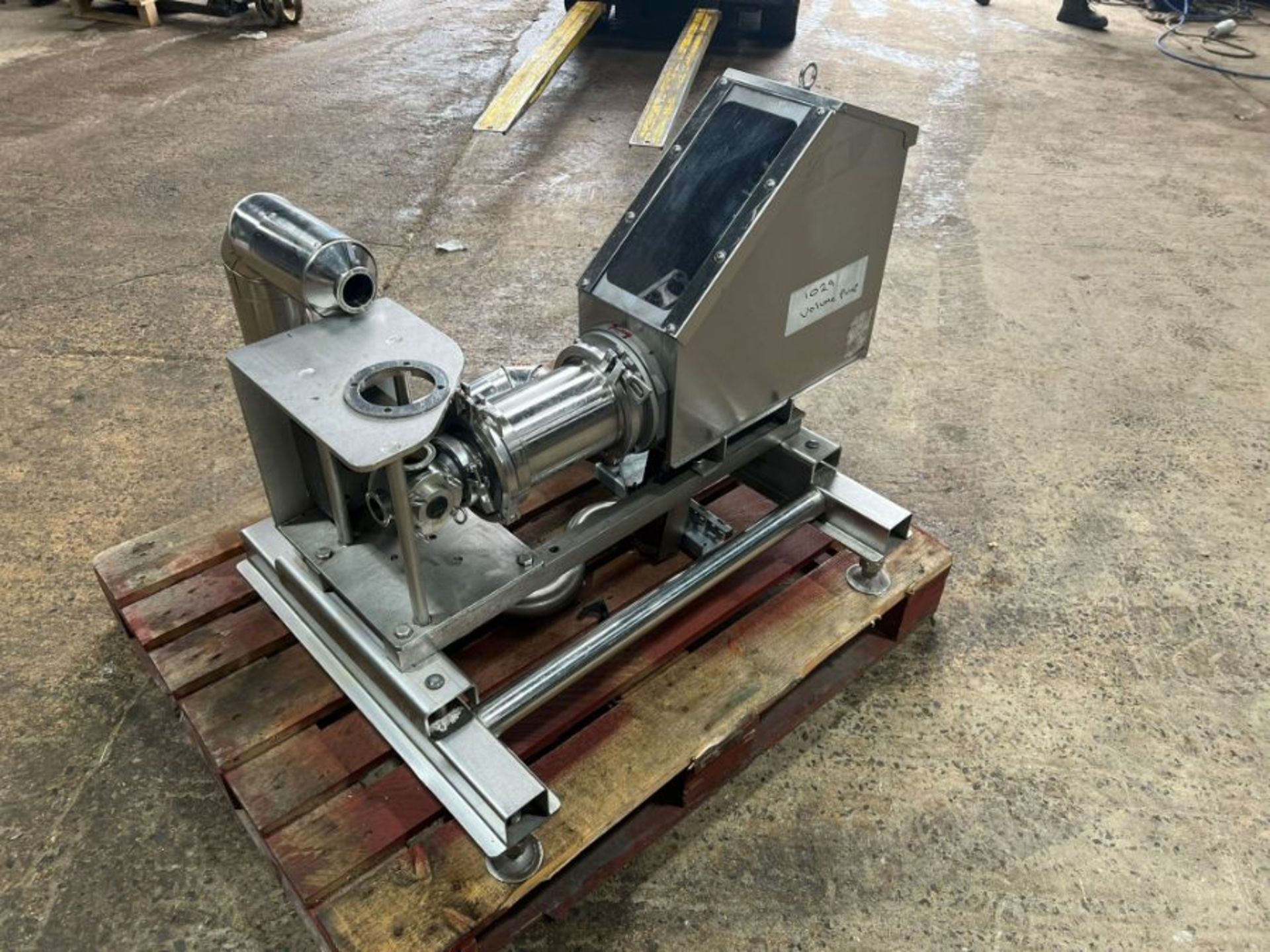 VOLUME PUMP