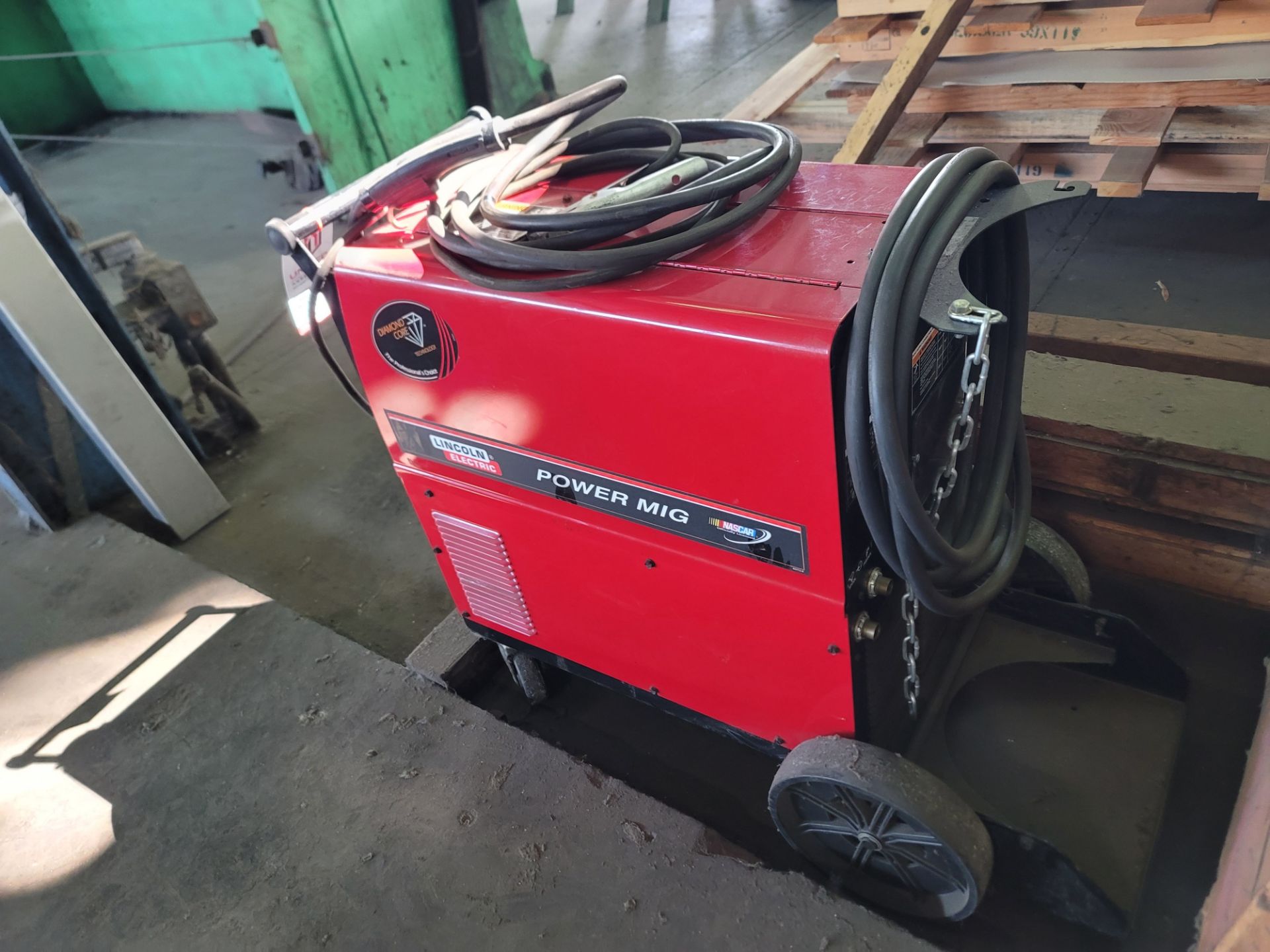 LINCOLN ELECTRIC POWER MIG 255C WELDER, K2416-2, S/N U1050409287 - Image 3 of 4