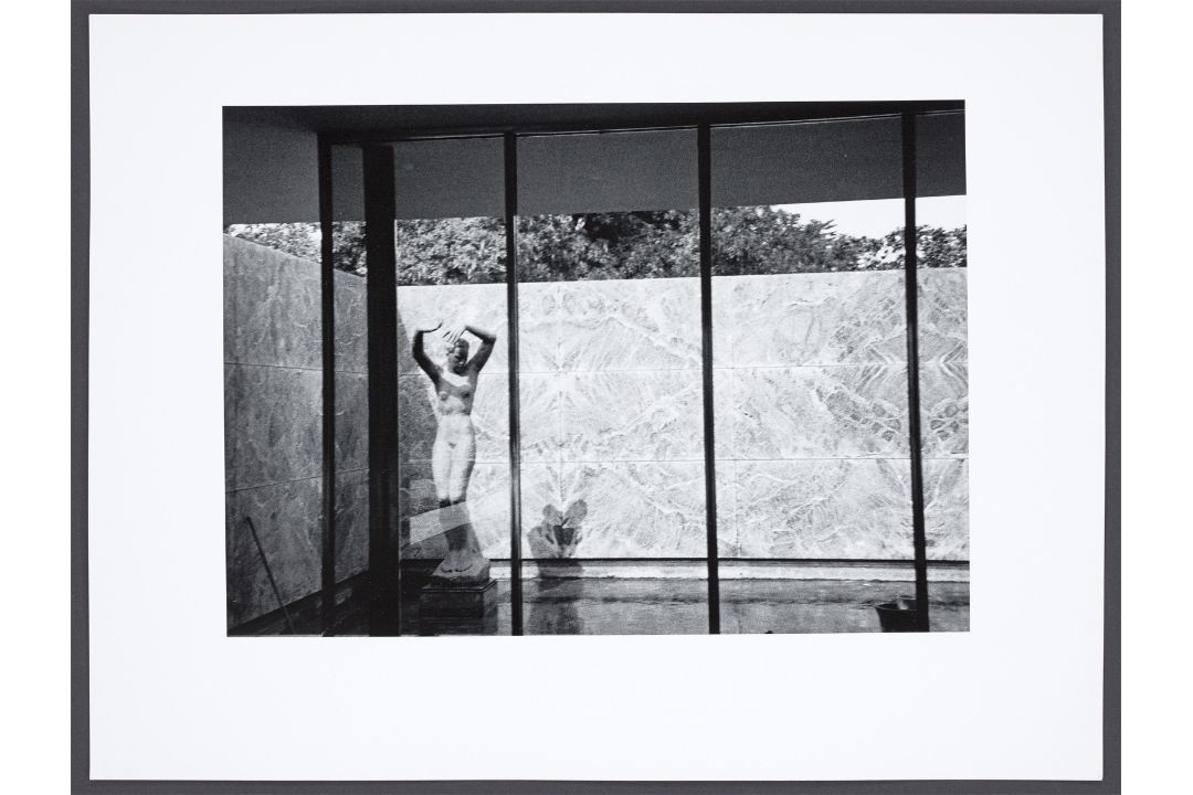 Günther Förg. „Barcelona Pavillon“. 1989 - Bild 7 aus 11