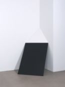 Reiner Ruthenbeck. ”Eckplatte mit weißer Spitze”. 1989