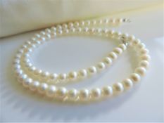 18 inch Cultured Pearl Necklace 6mm Pearls New with Gift Box