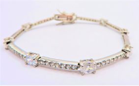 Sterling Silver 9ct White Topaz Gemstone Tennis Bracelet New with Gift Box