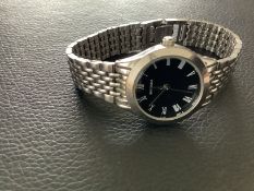Lovely Sekonda Ladies Steel Case wristwatch (GS197) A Gorgeous Sekonda ladies Steel case