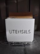 KitchenCraft Lovello Textured Utensil Holder with Geometric Hexagon Pattern. RRP £18.79 - Grade U
