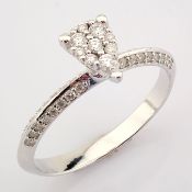 Certificated 14K White Gold Diamond Ring