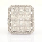 Certificated 14K White Gold Diamond Ring