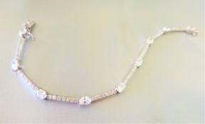 Sterling Silver 9ct White Topaz Bracelet with Gift Box