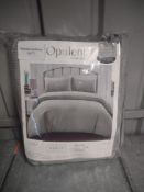 Sleepdown Luxury Duvet Cover Quilt Bedding Set with Pillowcases - King. RRP £29.99 - Grade U