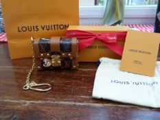 New Louis Vuitton Grace Coddington/Mini Trunk/Cat and Dog Keychain Bag
