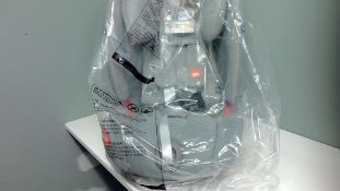 Gb Everna -Fix Car Seat
