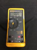 FLUKE 73 III multimeter
