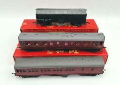Model Train Tri-ang 00 Scale Rolling Stock in Original Boxes Model Train Tri-ang 00 Scale Rolling