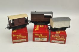 Model Rail Tri-ang 00 Scale Rolling Stock in Original Boxes Model Rail Tri-ang 00 Scale Rolling