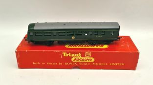Model Train Tri-ang 00 Diesel Railcar R157 in Original Box Tri-ang 00 Diesel Railcar R157 in
