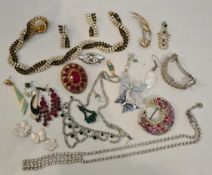 Parcel of Costume Jewellery Brooches Pendants Necklaces Bracelets Parcel of Costume Jewellery