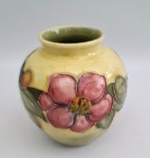 Vintage Pottery Moorcroft Vase 4 Inches Tall Vintage Pottery Moorcroft Vase 4 Inches Tall.No
