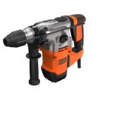 (10H) 1x Black & Decker 1250W Corded SDS-Plus Hammer Drill With Kit Box RRP £110. (Item Appears As