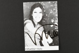 VANESSA MAE Original signature