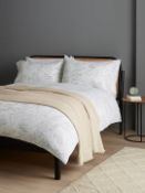 Pallet of Raw Customer Returns - Category - STANDARD HOME FURNISHINGS - P100084284