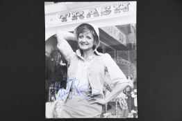 JULIA McKENZIE Original signature