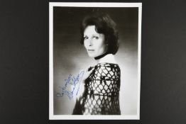 CLARE BLOOM Original signature