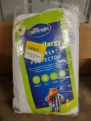 Silentnight Anti-Allergy Mattress Protector Ð King Size. RRP £22.95 - GRADE U