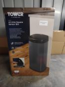 Tower 42 Litre Sensor Kitchen Bin - Grey. RRP £55.00 - GRADE U