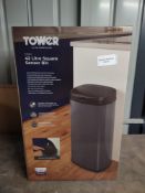 Tower 42 Litre Sensor Kitchen Bin - Grey. RRP £55.00 - GRADE U