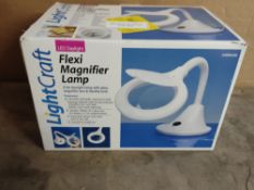 Lightcraft LED Compact Flexi Magnifier Lamp. RRP £22.99 - GRADE U