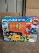Playmobil City Life 70202 Vehicle World Garage and Workshop with Car. RRP £46.99 - GRADE U