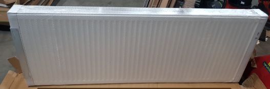 (P) RRP £130. Kudox Premium White Horizontal Flat Panel Radiator. (1600x 600x 100mm). Appears As Ne
