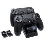 (10I) RRP £14.99. 5x Venom Twin Docking Station. (3x PS4 Black, 2x Xbox One Black)