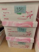3 Pairs Shoes
