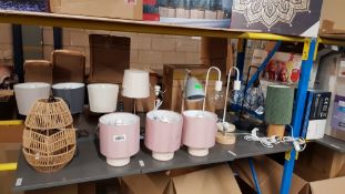 (8C) 15x Mixed Lighting Items. To Include Rattan Table Lamp, Stick Lamp, Speckled Table Lamp. Adjus