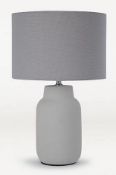 (R8) 4x Items. 2x Concrete Lamp. 1x Hedgehog Lamp. 1x Owl Lamp.