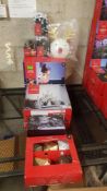 (9H) 10x Christmas Items. 1x Sitting Dog Mains Operated RRP £25. 3x Light Up Candle Bridge Battery