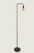 (R8) 6x Items. 2x Black Bulb Floor Lamp Black. 2x Wicker Star Lamp White. 1x Wire House LED Black.