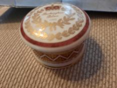 Collectible Buckingham Palace Pill/Trinket Box