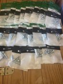 20 packs of Coach Screws & 10 packs of multi- purpose plug & screw kits