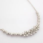18K White Gold Diamond Necklace (Total 0.9 Ct. Stone)