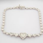 18K White Gold Diamond Bracelet (Total 1.47 Ct. Stone)