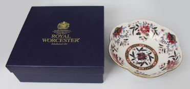 Royal Worcester Prince Regent Fruit Bowl in Presentation Box