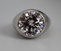 17 Carat Cubic Zirconia 18ct White Gold Ring