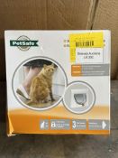 Staywell¨ Manual 4-Way Locking Classic Cat Flap. RRP £20.99 - Grade U