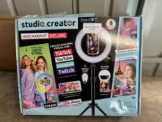 Studio Creator INF 003 Video Influencer Maker Kit Deluxe, Multi-Coloured. RRP £59.99 - Grade U