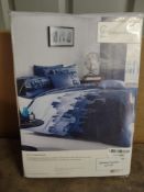 Catherine Lansfield Double Duvet Set. RRP £24.99 - GRADE U
