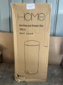 Argos Home 30 Litre Round Kitchen Pedal Bin. RRP £40.00 - GRADE U
